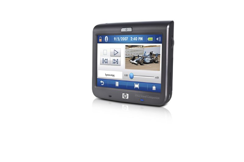 Illustration for article titled Revived HP iPAQ 900, 600, 200, 100 Line (Some With 3D Maps, Mountains and Buildings)